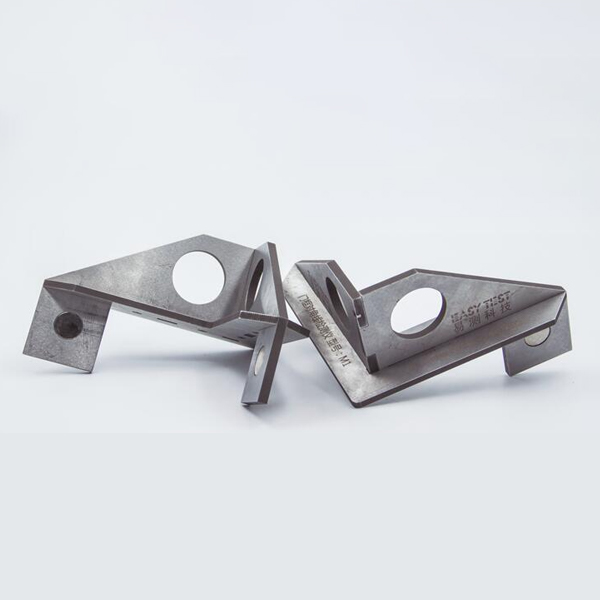 Door frame diagonal distance measuring equipment